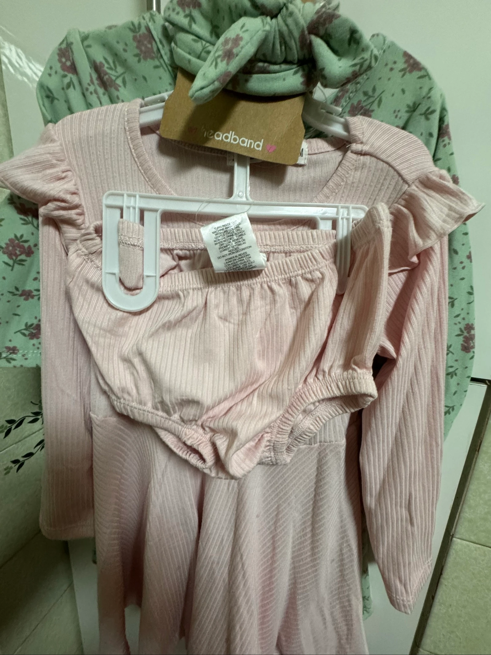 Conjunto de 4 peças para menina de 24 meses – photo 3